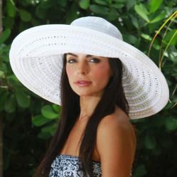 White Wide Brimmed Sun Hat